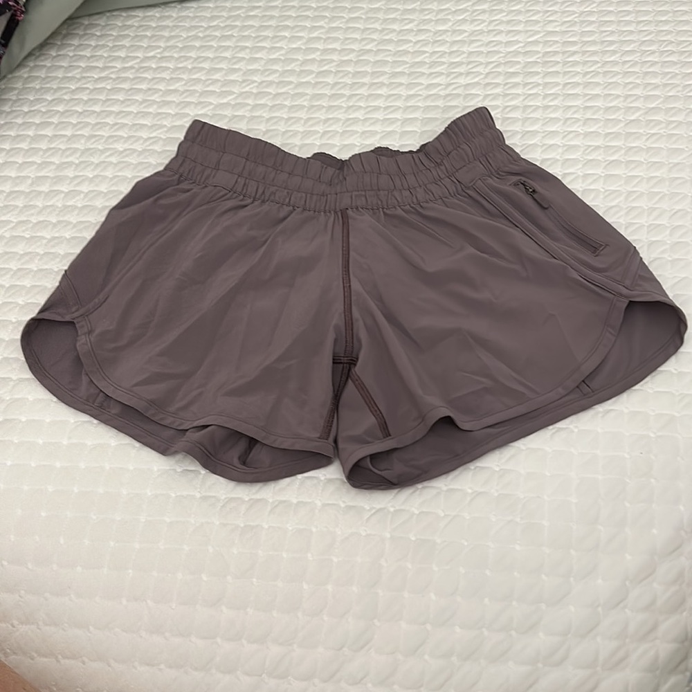 Lululemon Tracker Short 4”